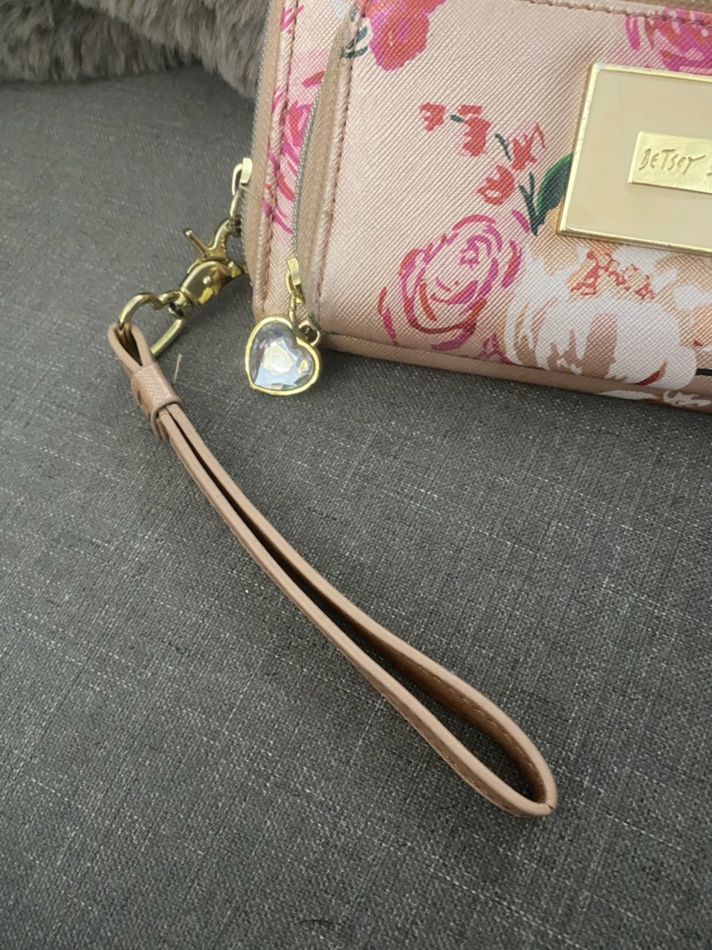 Betsey Johnson Pink Floral Wristlet Clutch with Gold Accent - Picture 3 of 6